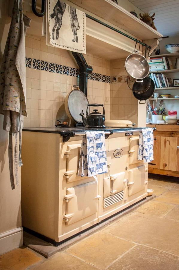 Milton Farm Bed & Breakfast East Knoyle Exterior foto